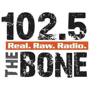 Lyt til 102.5 The Bone i appen