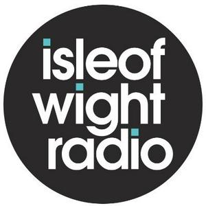 Lyt til Isle of Wight Radio i appen