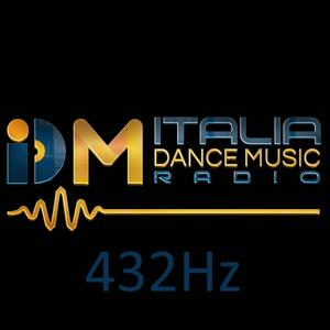 Lyt til Italia Dance Music i appen