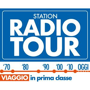 Lyt til Radio Tour  i appen