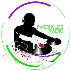 Lyt til Raverholics Radio i appen