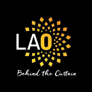 Lyt til LA Opera Podcasts: Behind the Curtain i appen